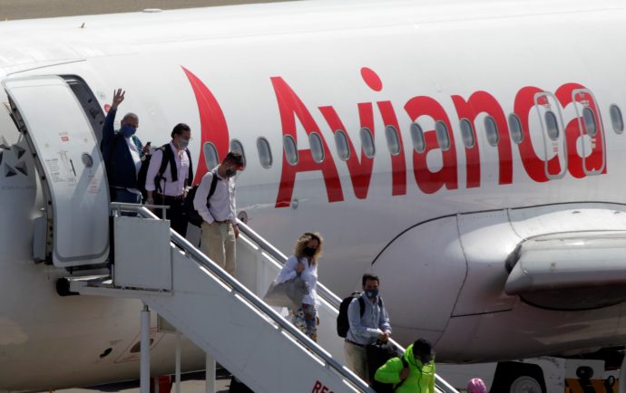 Avianca aterriza en Managua, pero despegue de otras aerolíneas es incierto