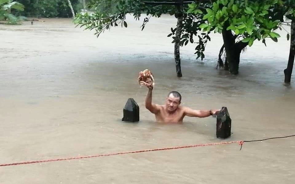 Las ráfagas cesaron, pero inundaciones provocadas por Eta mantienen alerta roja