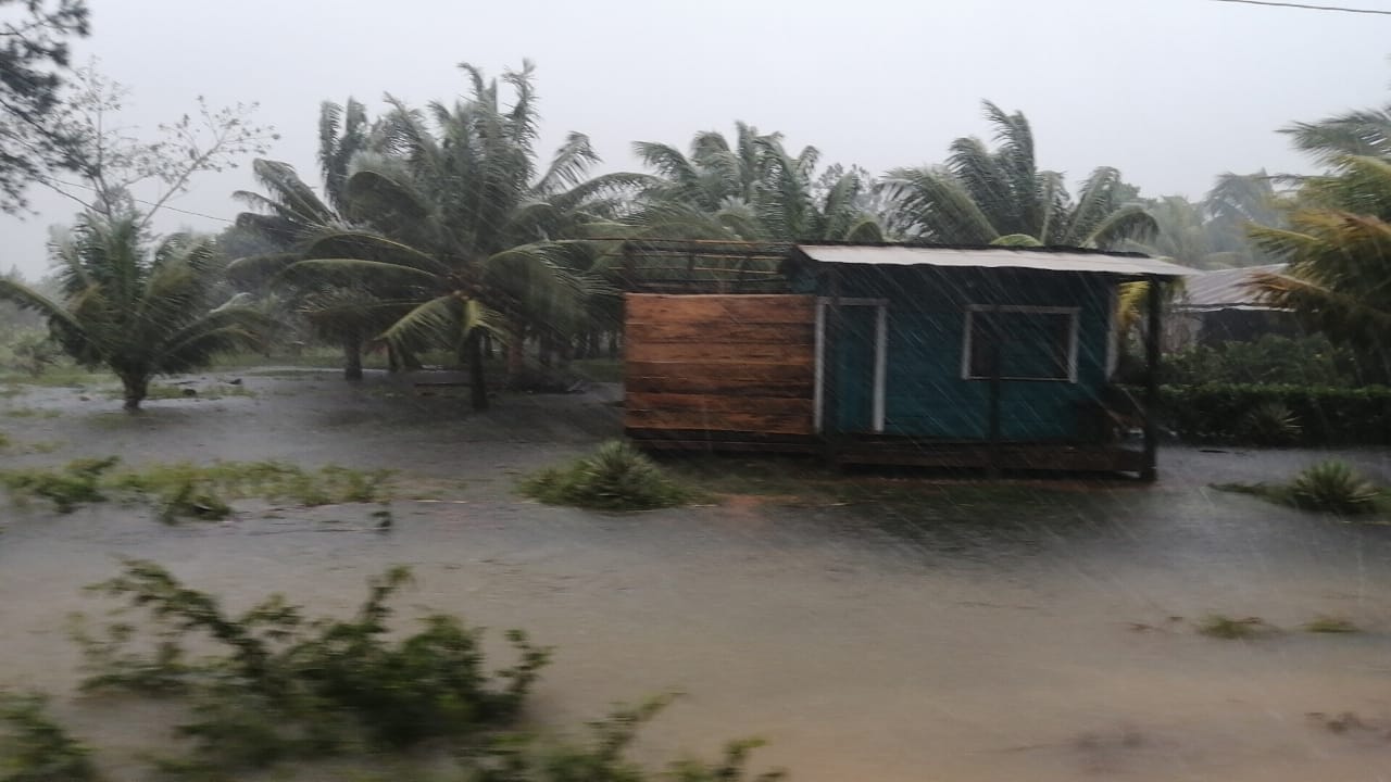Eta incomunica a Bilwi: paso de Wawa Boom paralizado por vientos huracanados