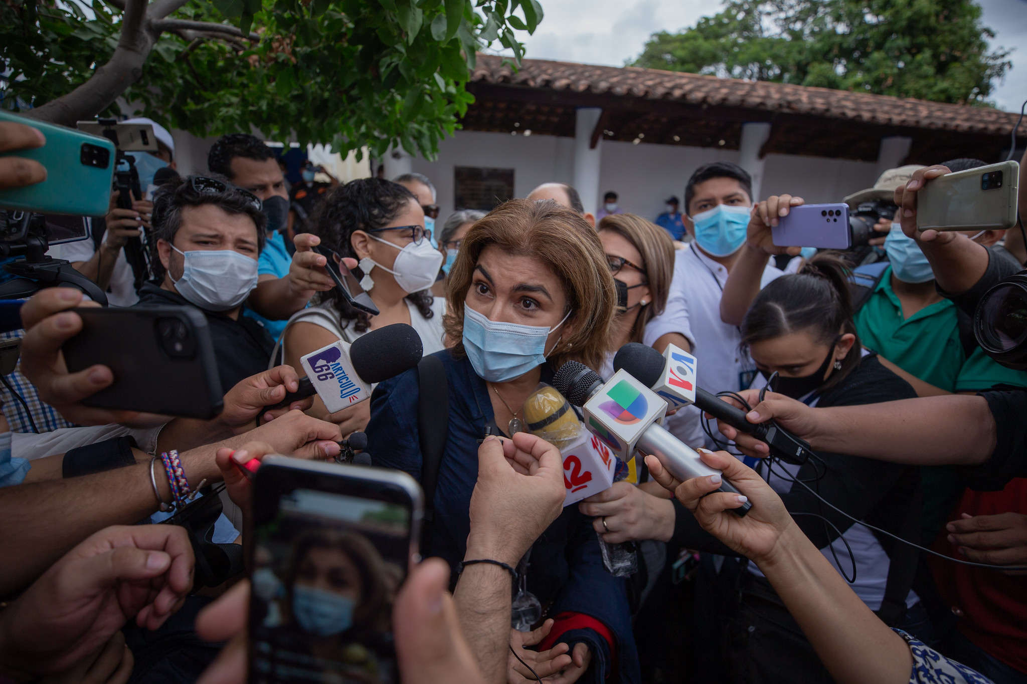 Dictadura secuestra violentamente a dos extrabajadores de la Fundación Violeta