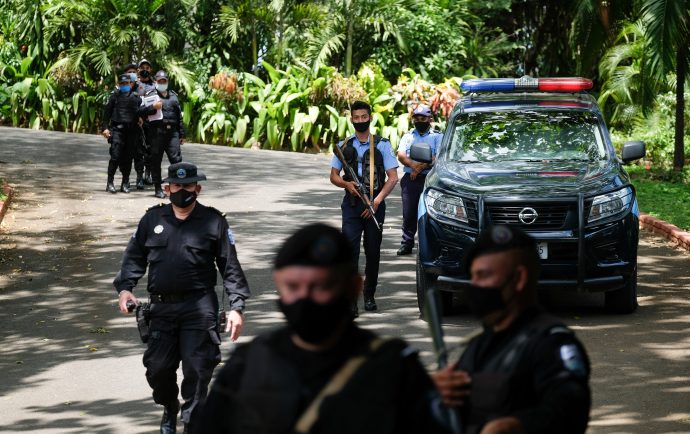 Dictadura impone arresto domiciliario a Cristiana Chamorro y la mantiene aislada