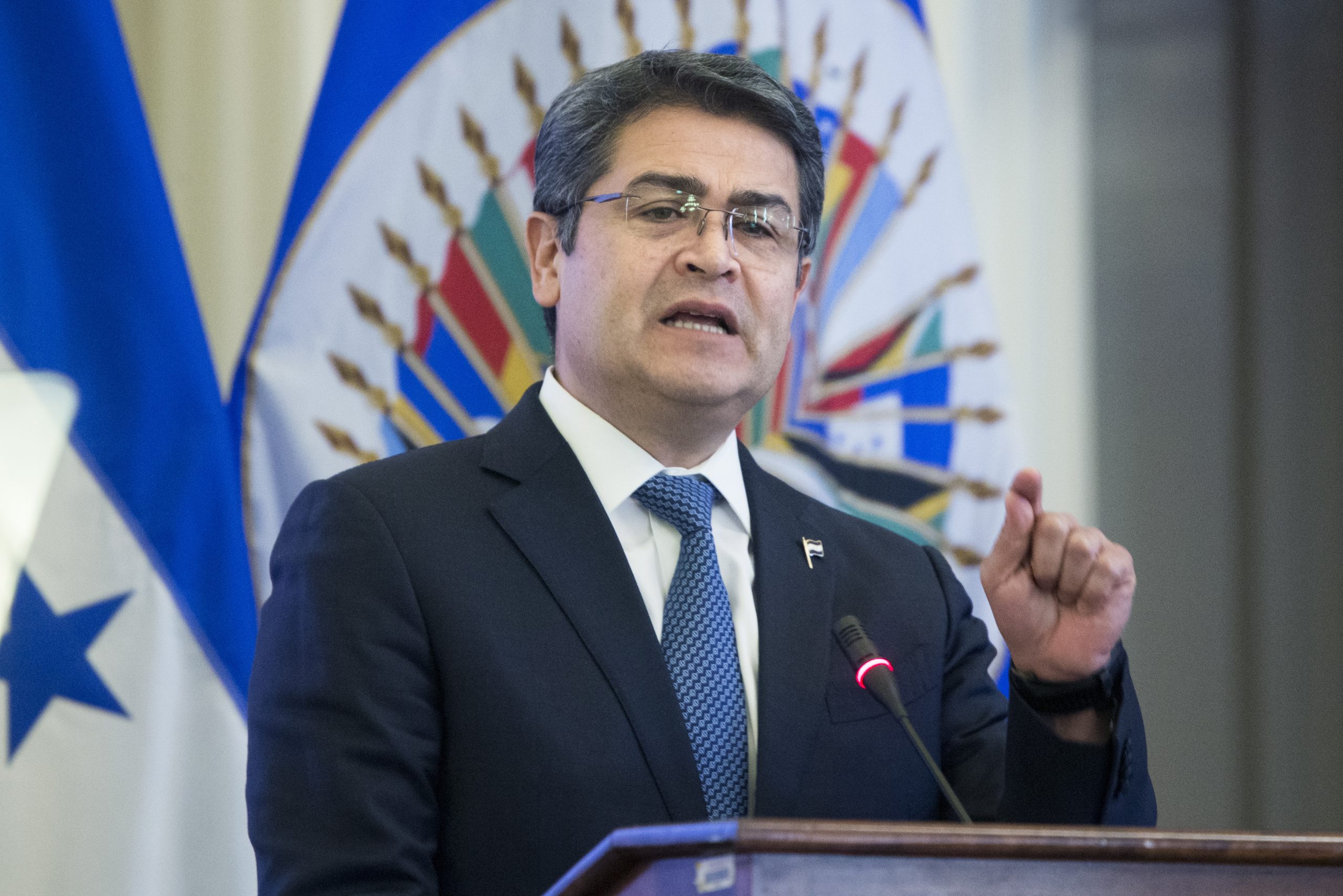 El regreso de Juan Orlando Hernández y la doble vara de Washington