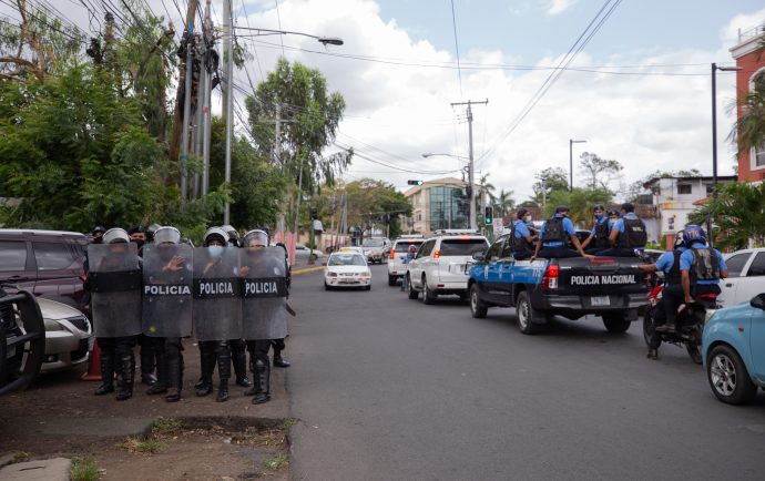 Torturas a secuestrados políticos violan las reglas 