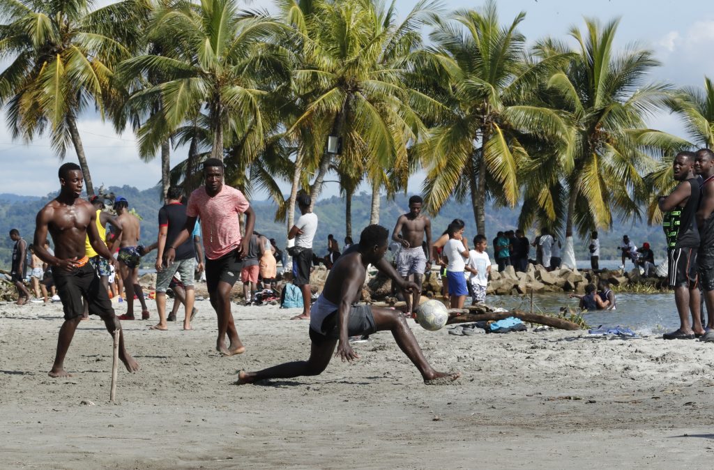 Haitianos en camino a Estados Unidos: “En Colombia nos están chupando la sangre”