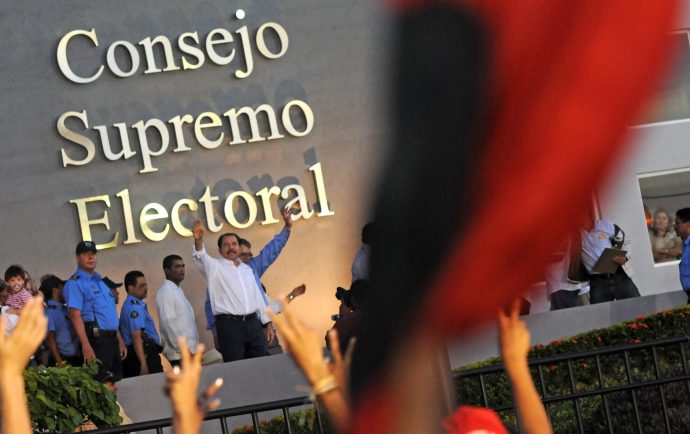 ‘Diálogo’ propuesto por el oficialismo busca validar farsa electoral