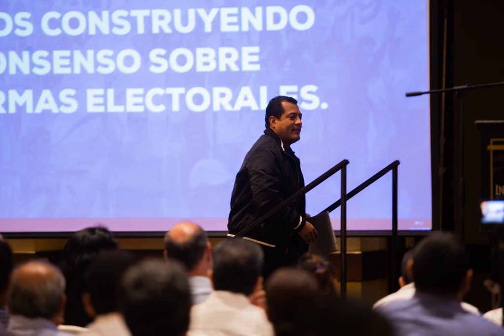 Félix Maradiaga, el politólogo nunca bajó la guardia ante la dictadura y sus policías