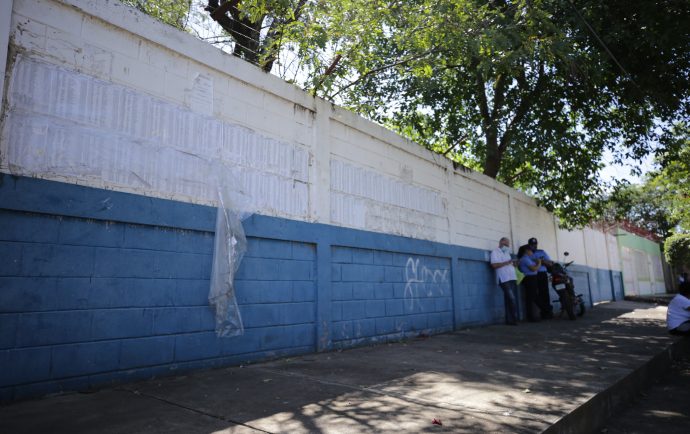 En fotos 📸  | Centros de votación desérticos