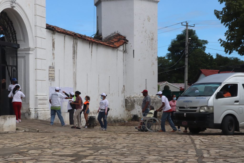 En fotos 📸  | Portazo a la 'Farsa electoral': Centros de votación desérticos