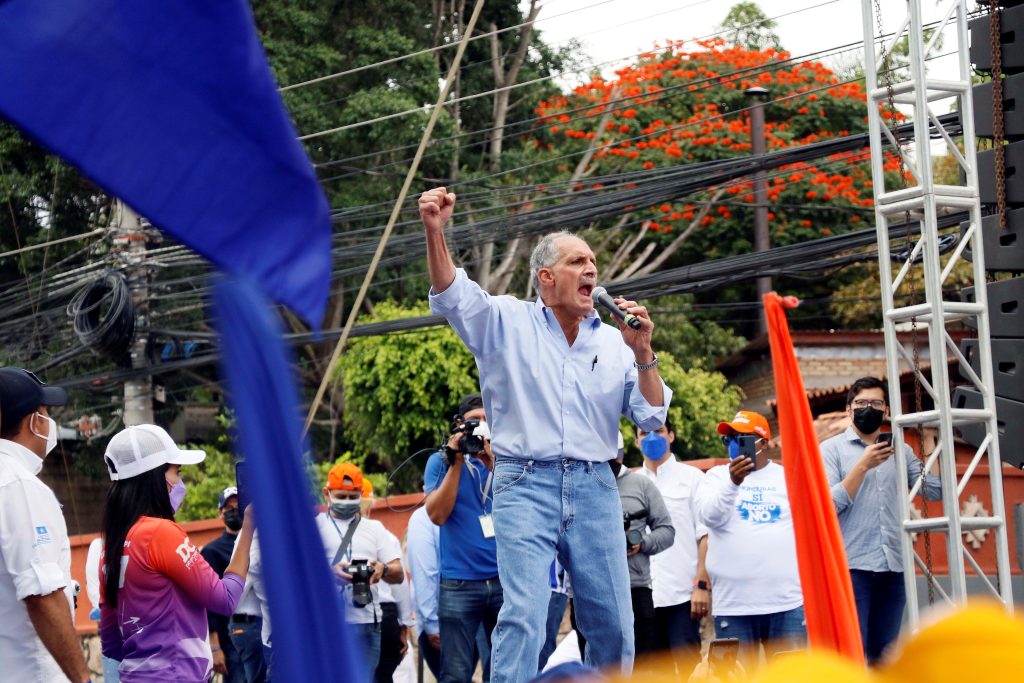 El terror al “comunismo” podría definir las elecciones hondureñas