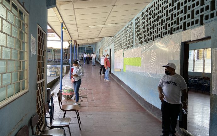 Policías y simpatizante del FSLN únicos votantes en Matagalpa