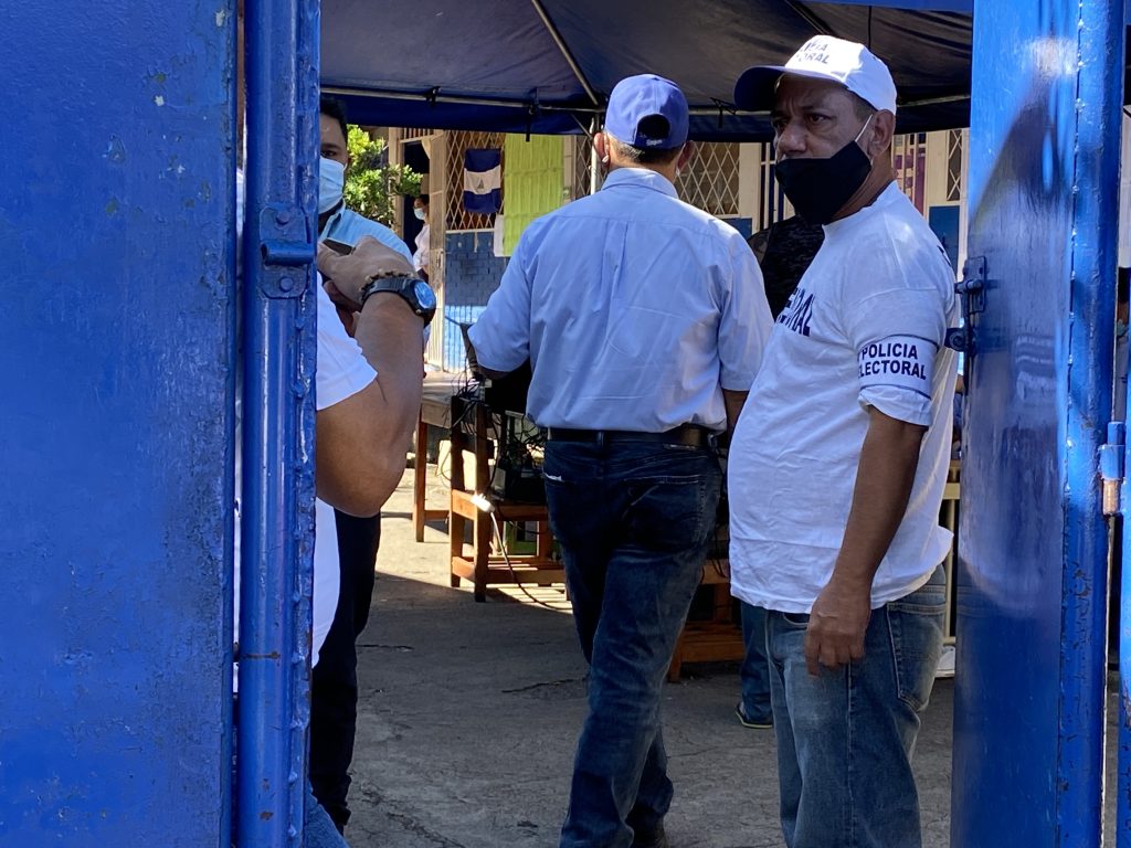 Policías y simpatizante del FSLN únicos votantes en Matagalpa