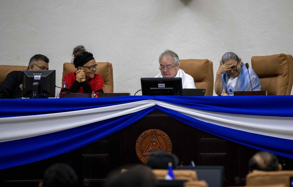 Biden cierra las puertas de EE.UU. a los Ortega-Murillo y a todos sus funcionarios