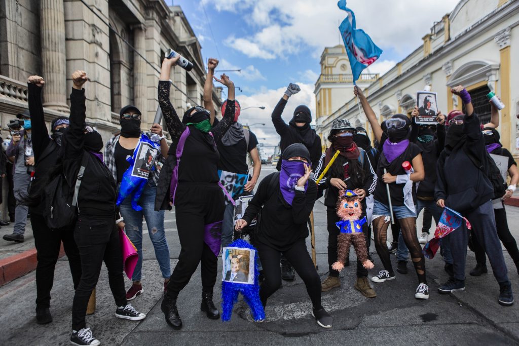 Guatemala: La revuelta de las niñas en bicicleta sostiene la protesta social