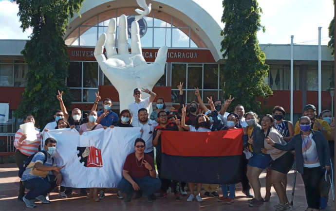 Orteguistas celebran confiscación de la Upoli: Cantan “Daniel se queda” en el recinto￼