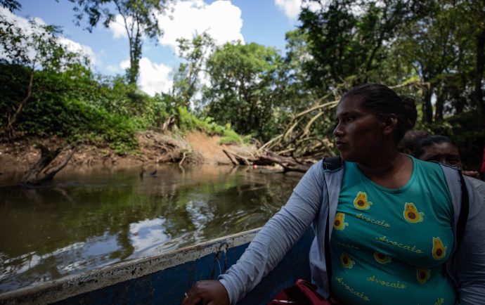 El veneno que mata los ríos del Caribe de Nicaragua