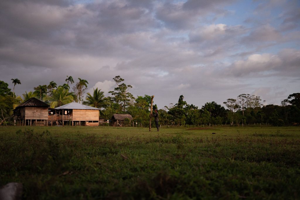 El veneno que mata los ríos del Caribe de Nicaragua