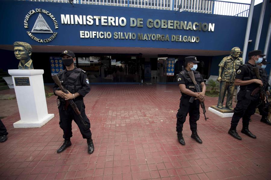 El cementerio de oenegés de Daniel Ortega