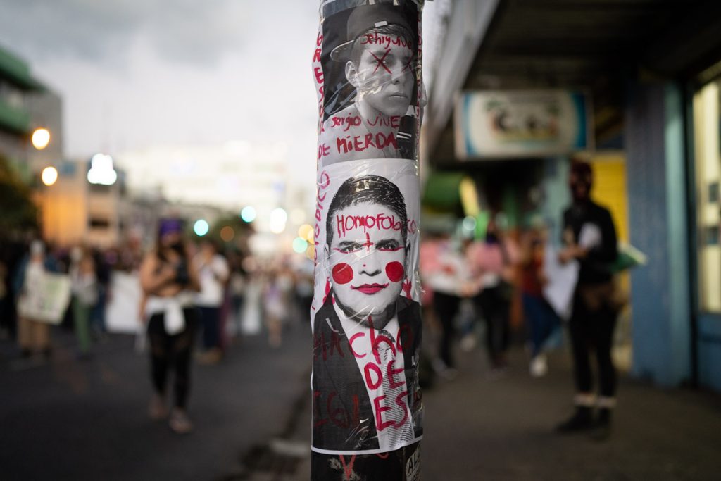 Gritos de libertad por las presas políticas en la marcha 8M en Costa Rica