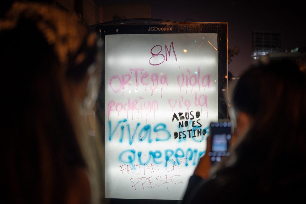 Gritos de libertad por las presas políticas en la marcha 8M en Costa Rica