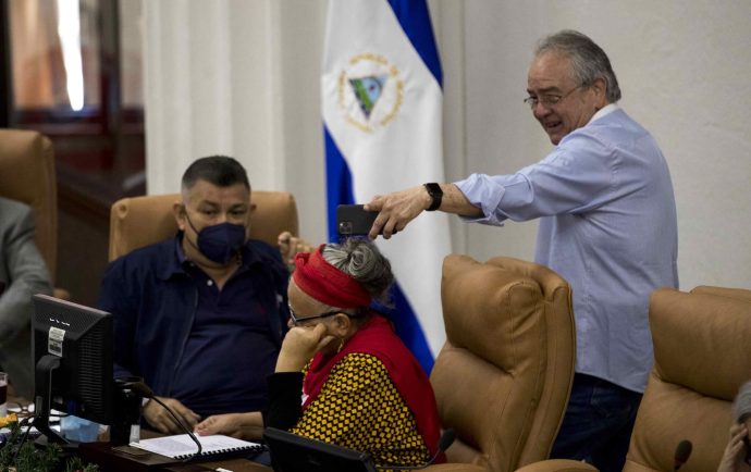 Dictadura legaliza la cacería y confiscación de oenegés