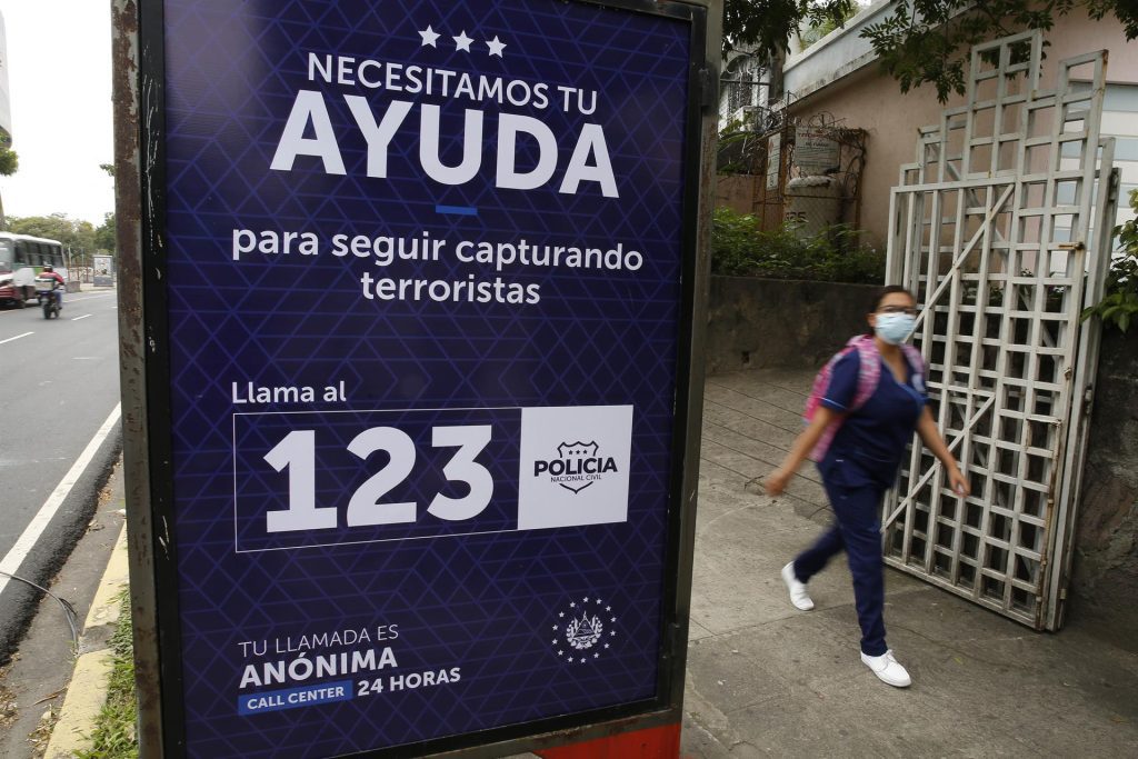 Parlamento de El Salvador amplía régimen de excepción de Bukele por tercera vez