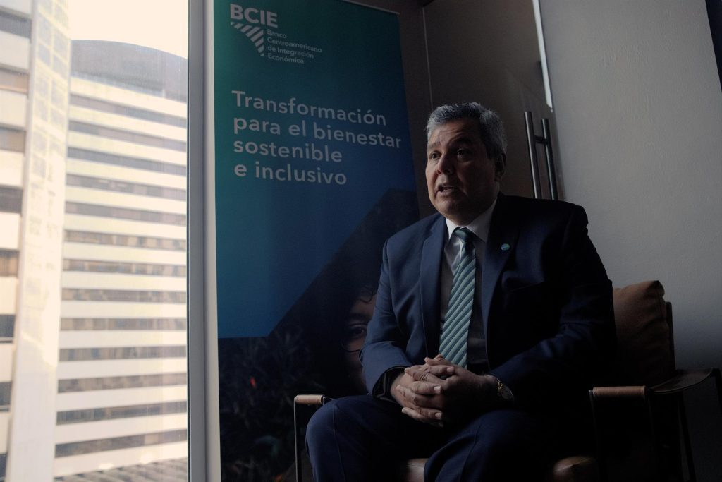 En el BCIE están “encantados de ser facilitadores” entre el régimen y el sector privado, dice Dante Mossi