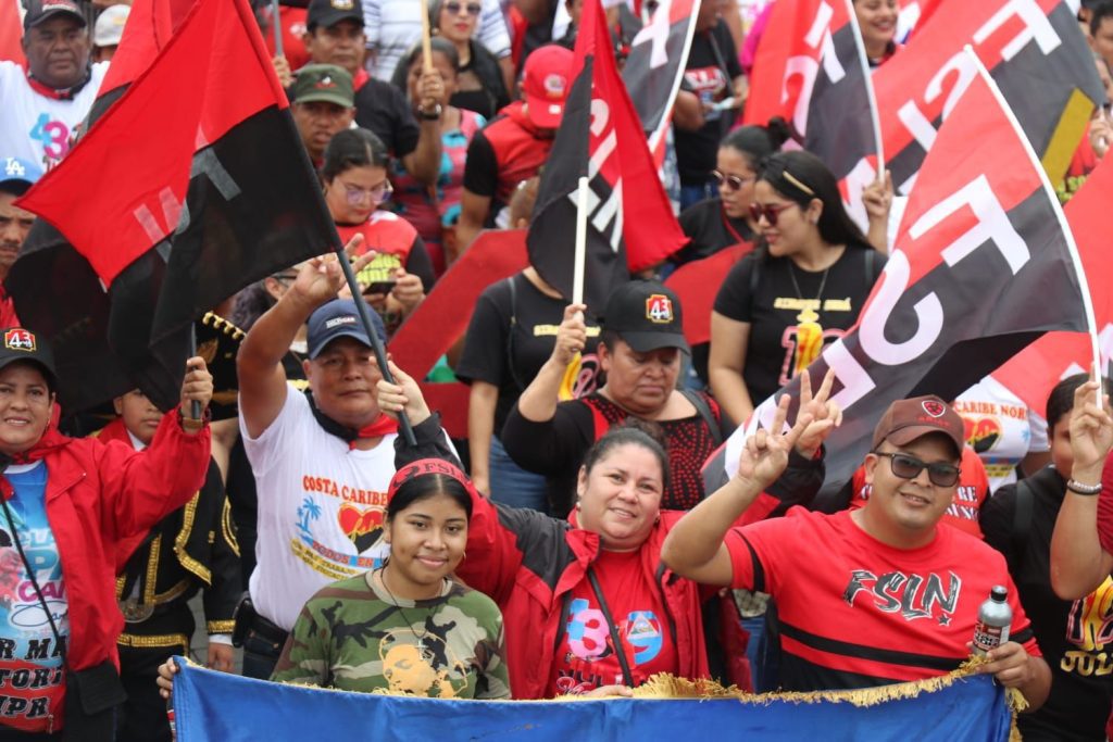 Dictadura Ortega-Murillo obliga a trabajadores públicos a celebrar el 19 de julio con publicaciones revolucionarias en TikTok