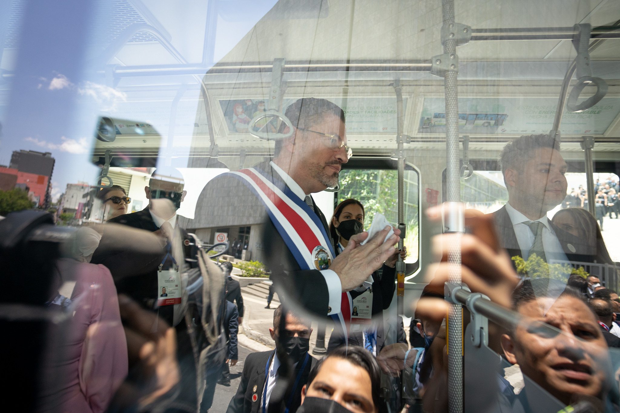 Cien días de Rodrigo Chaves en Costa Rica: una presidencia entre apoyo popular y tensiones de poder