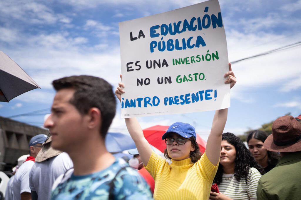 En fotos 📸 | Así fue la marcha que obligó a Rodrigo Chaves a descartar la reducción del presupuesto universitario