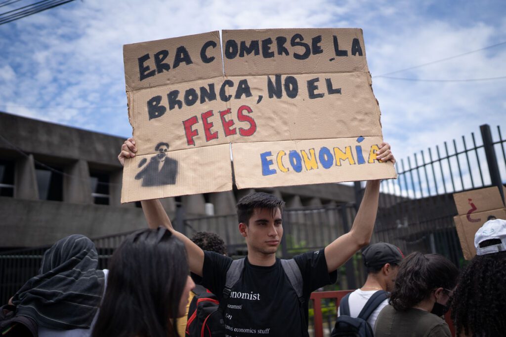 En fotos 📸 | Así fue la marcha que obligó a Rodrigo Chaves a descartar la reducción del presupuesto universitario