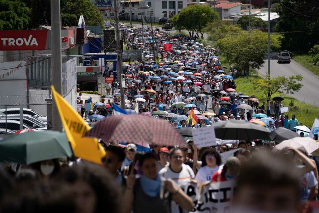 En fotos 📸 | Así fue la marcha que obligó a Rodrigo Chaves a descartar la reducción del presupuesto universitario