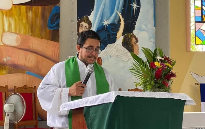El “enigma” del arresto de Óscar Benavidez, el carismático sacerdote de Mulukukú