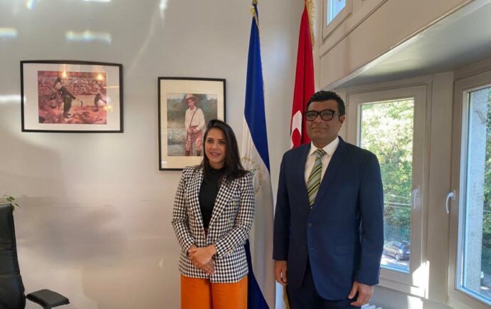 Unión Europea declara “persona no grata” a embajadora de los Ortega-Murillo