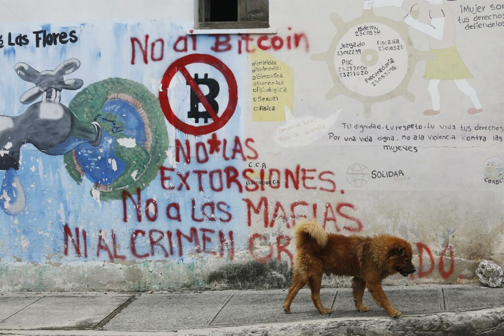 Lo que debe saber sobre la caída del Bitcoin, FTX y el impacto en el Gobierno de Bukele