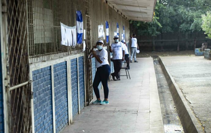 Control a militantes sandinistas: fotos y números de teléfono para acarrear a las urnas