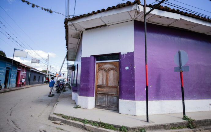 Ortega y Murillo han clausurado casi a la mitad de oenegés existentes en Nicaragua