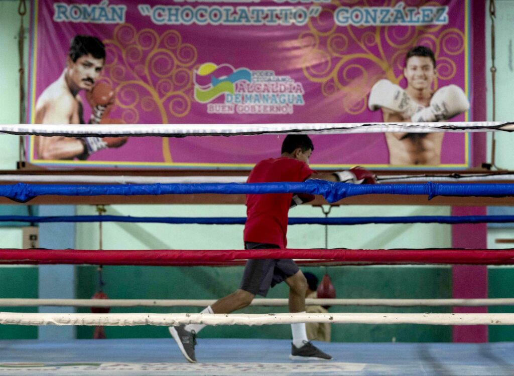 Román González, nada más que un boxeador