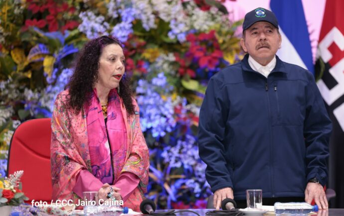 Ortega apuesta por una radicalización y niega una apertura democrática