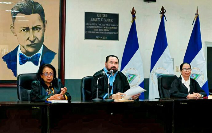 Estados Unidos sanciona a judiciales que se encargaron de desnacionalizar a más de 300 nicaragüenses