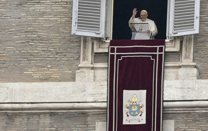 Papa Francisco aboga por un “diálogo” tras condena de monseñor Álvarez