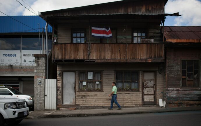 Las sombras de la propuesta de reforma constitucional para reelegir magistraturas en Costa Rica 