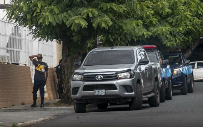 Noche de zozobra: Régimen acusa de forma exprés a detenidos y los envía “casa por cárcel”