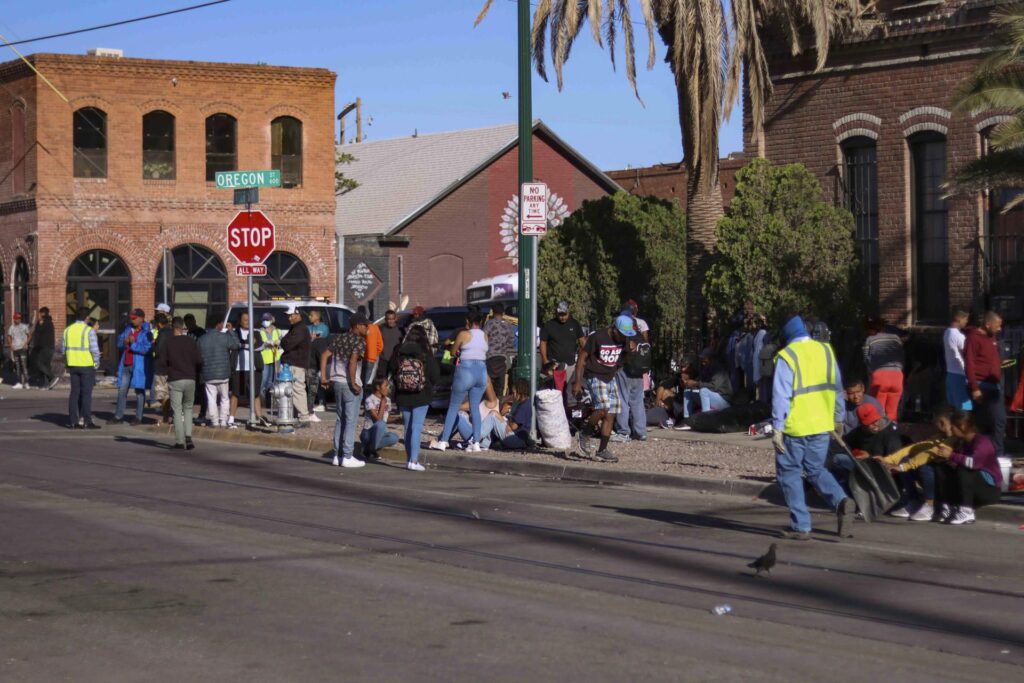 El Paso, la frontera saturada por la llegada masiva de migrantes