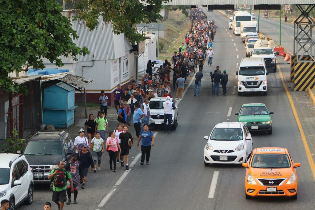 El Paso, la frontera saturada por la llegada masiva de migrantes