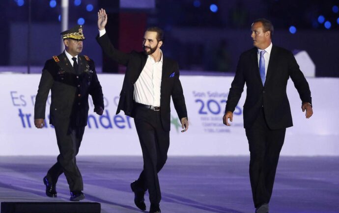 Nayib Bukele oficializa su precandidatura a la reelección en El Salvador