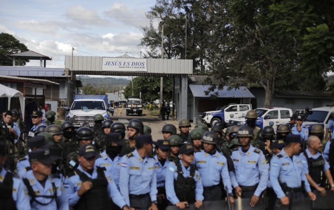 Honduras confirma 25 muertas en cárcel de mujeres, pero víctimas pueden ascender a 41