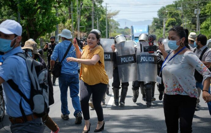 223 periodistas nicaragüenses forzados al exilio por la represión del régimen Ortega-Murillo