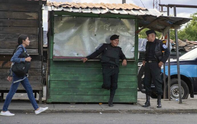 Uncertainty in the Nicaraguan National Police ranks: “Asking to leave is synonymous with desertion, you go to jail”