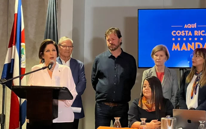 “Aquí Costa Rica Manda”, el nuevo partido político que lanzan los leales de Rodrigo Chaves