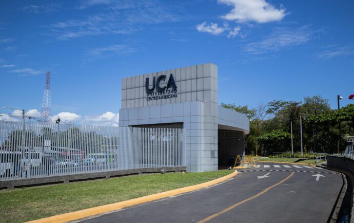 La UCA continúa bajo ataque: le revocan acreditación a su Centro de Mediación
